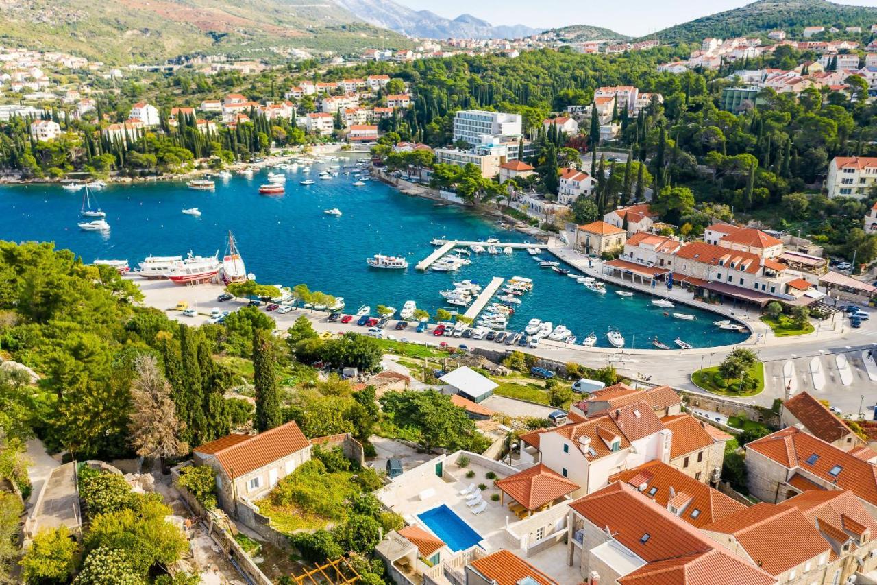 & Pool Schwarz Pensionat Cavtat