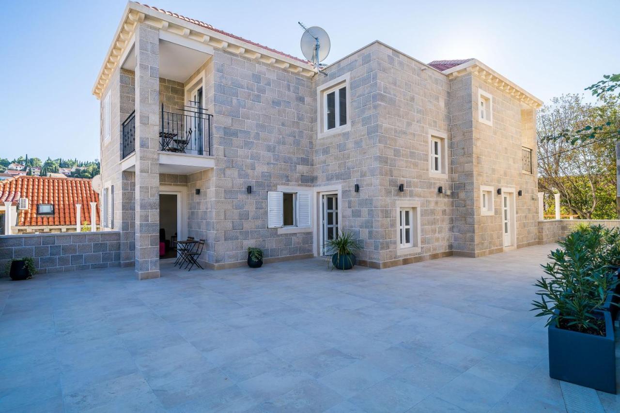 & Pool Schwarz Guest house Cavtat