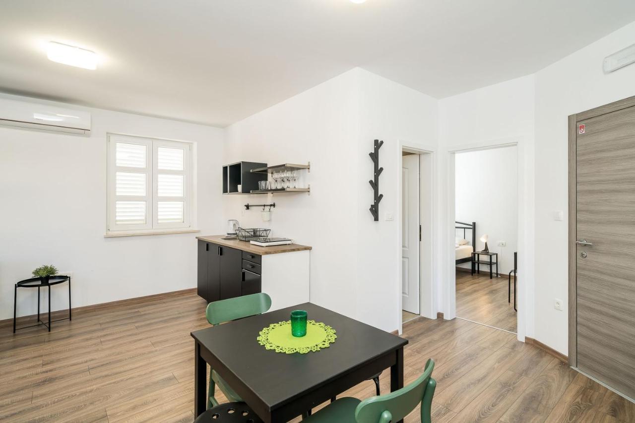 & Pool Schwarz Guest house 3*