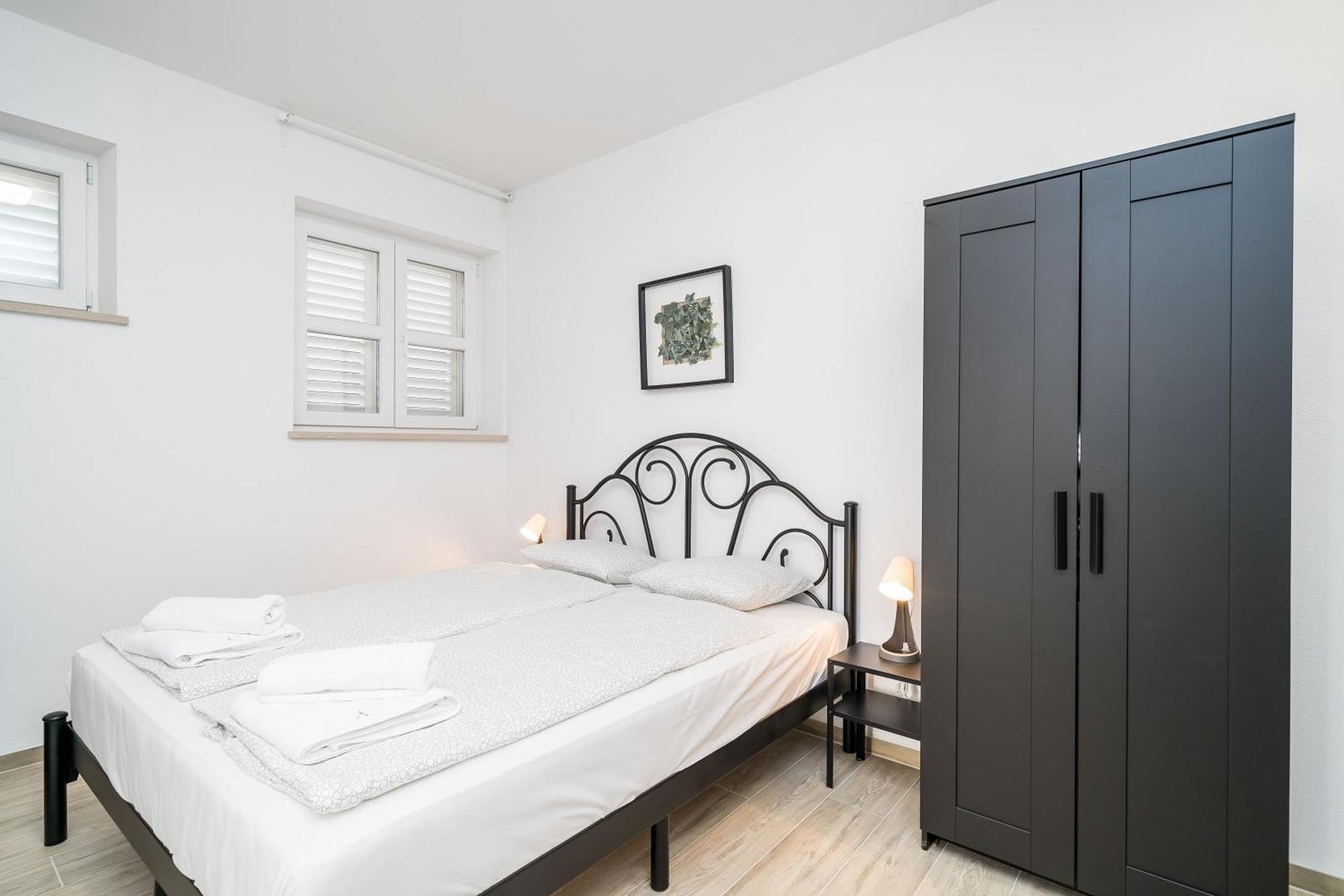 Guest house & Pool Schwarz Cavtat