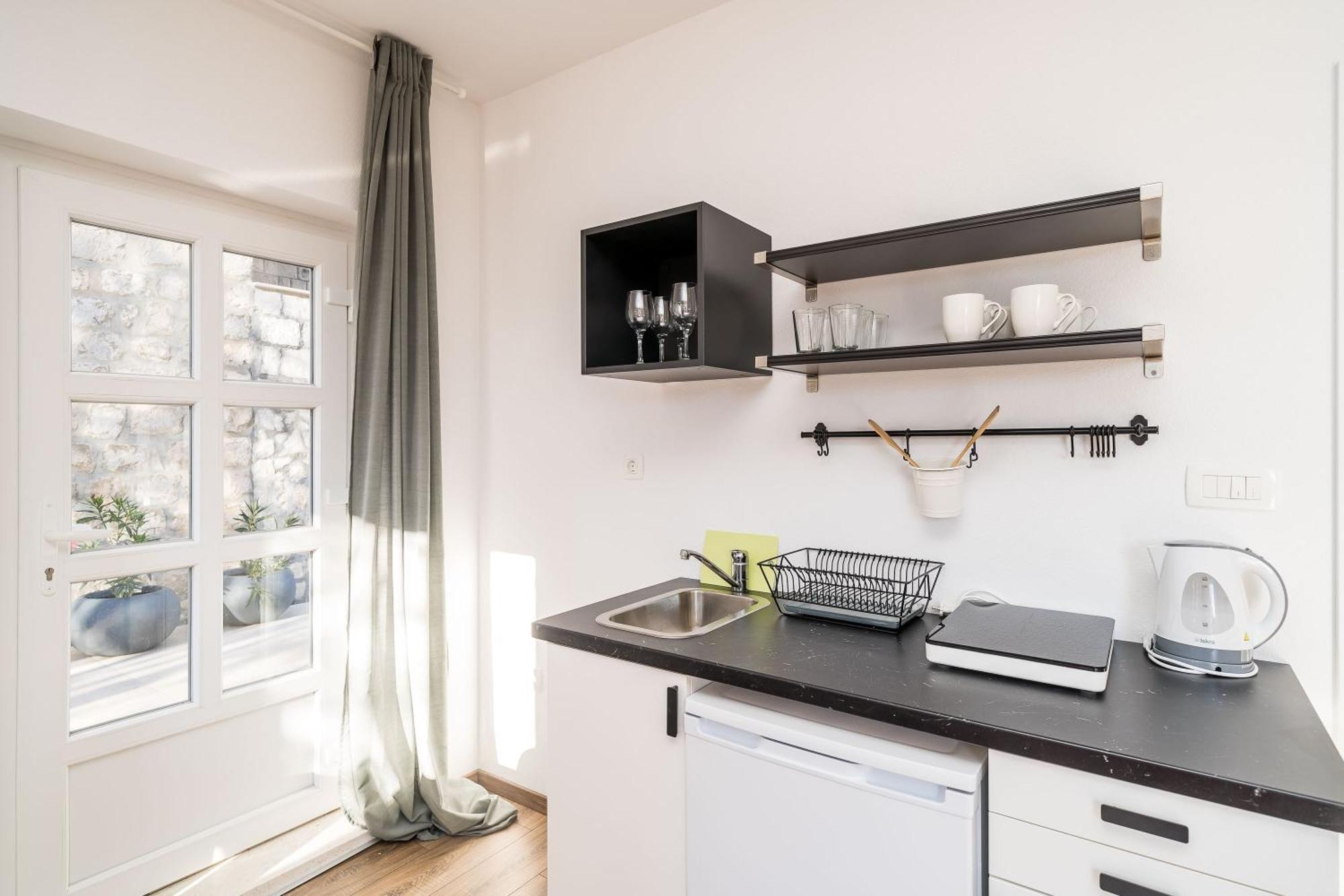 & Pool Schwarz Guest house 3*